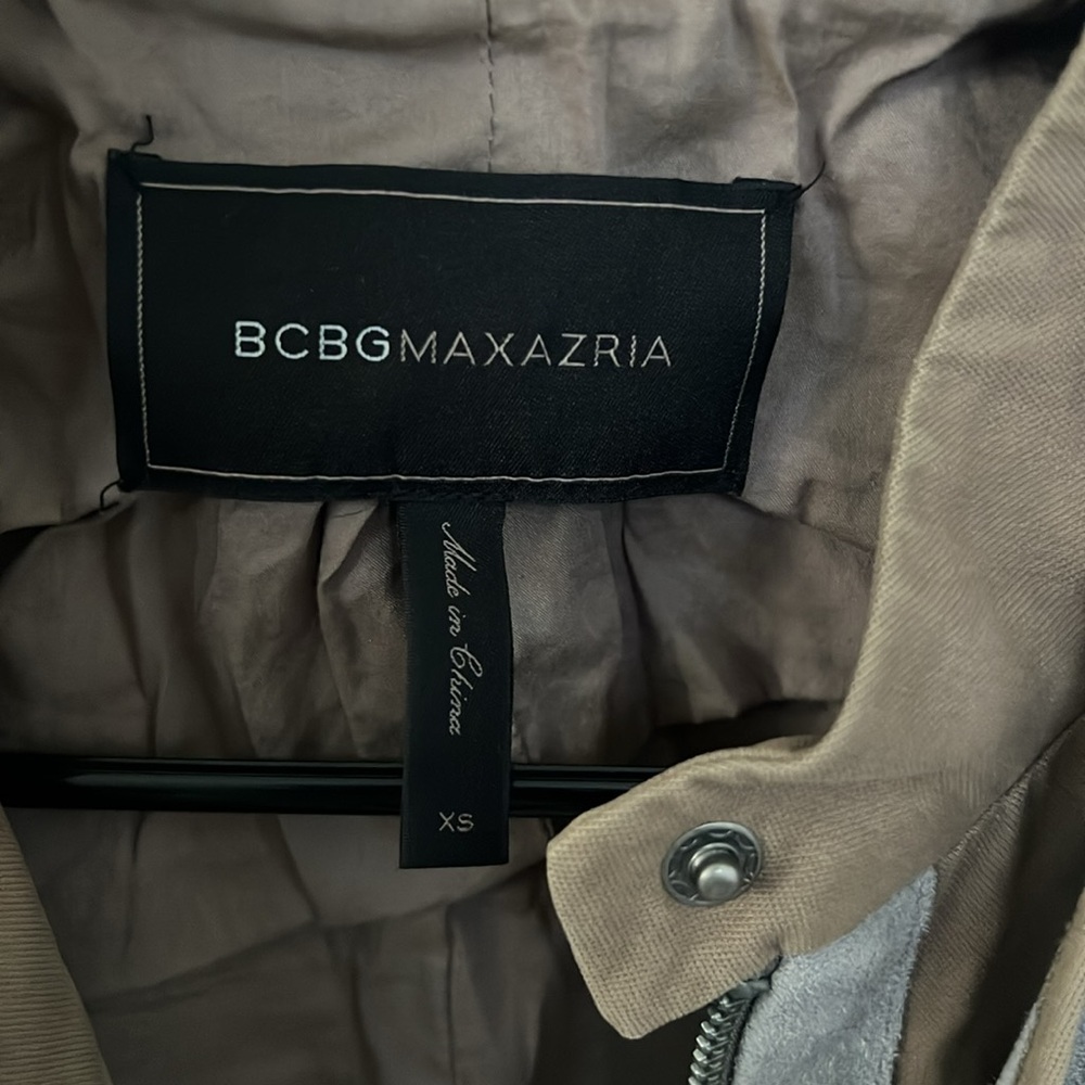 BCBG Faux Suede cropped Jacket - Picture 2 of 6